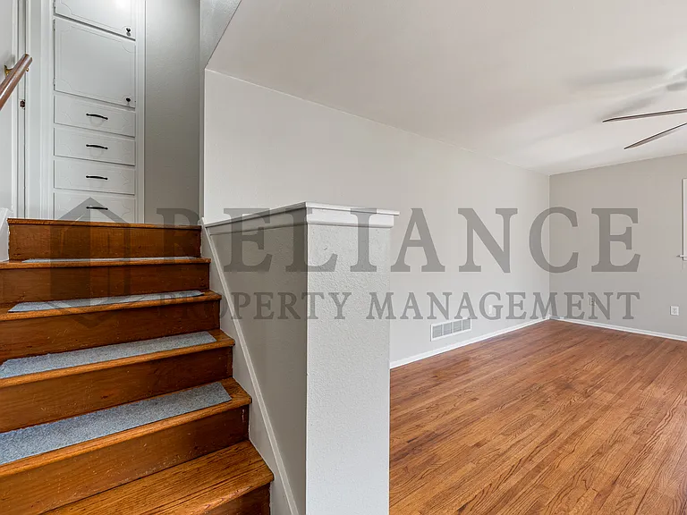 1440 N Community Dr — Photo 8