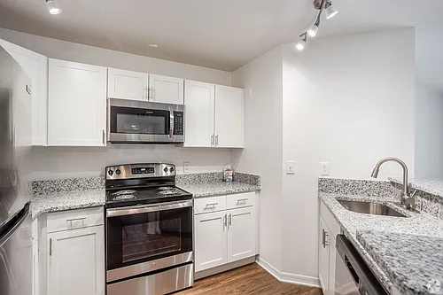 Royal Point Apartments Photo 1 Royal Point Apartments Photo 1