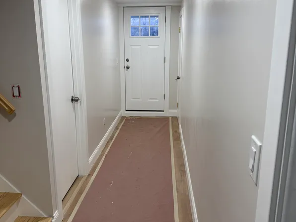 93 Clunie Ave #Basement, Yonkers, NY 10703