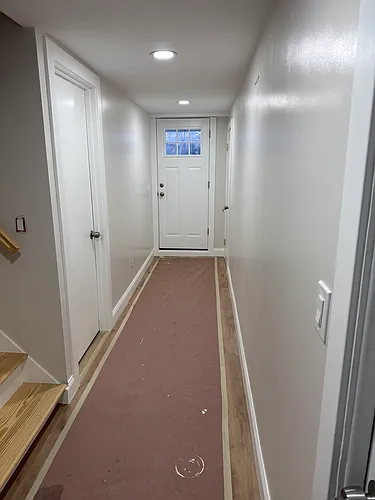 93 Clunie Ave #BASEMENT Photo 1