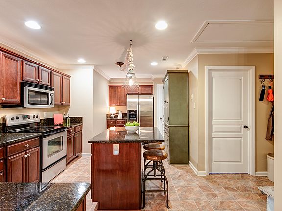 Large Kitchen