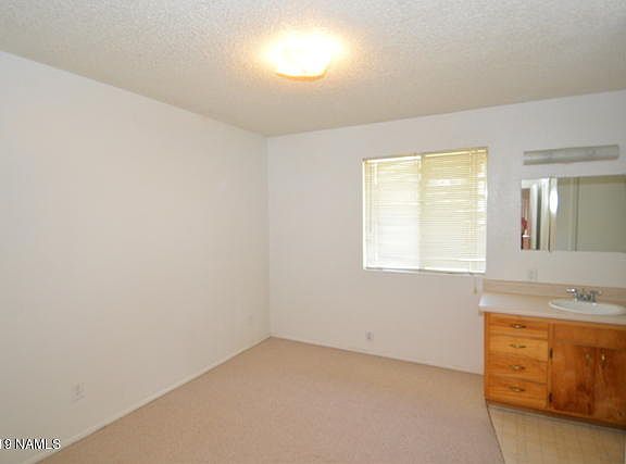 5th image of 691 E Zuni Dr APT A