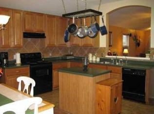 212 Lucky Clover Ln, Hutto, TX 78634
