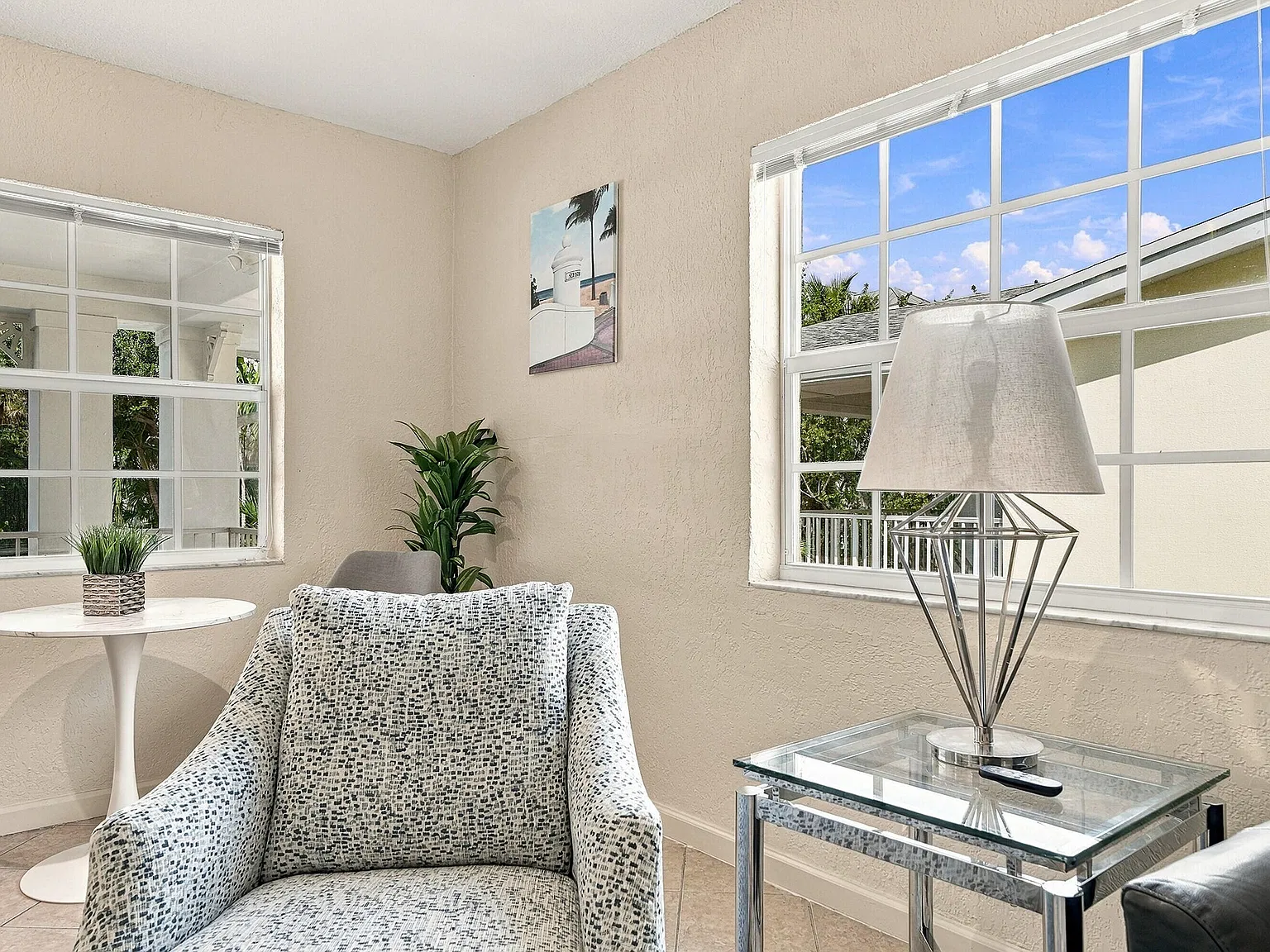 2 bed, 1.0 bath, 607 sqft, $2,500 — Photo 4