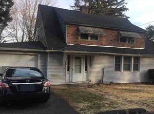 55 Maple St, Hamden, CT 06517