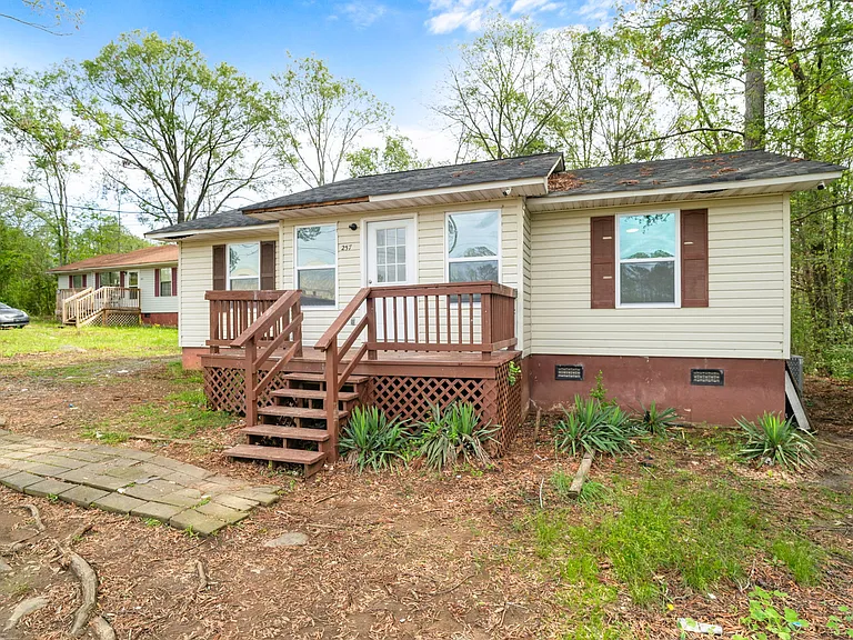 257 Brice St — Photo 15