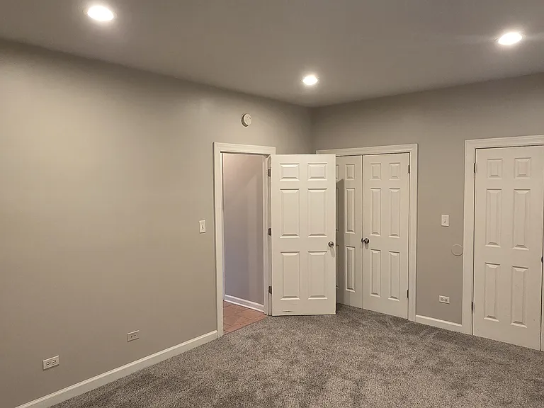 7257 S May St #1 — Photo 7