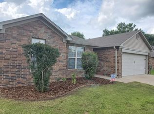 60 Donna Kay Dr, Greenbrier, AR 72058