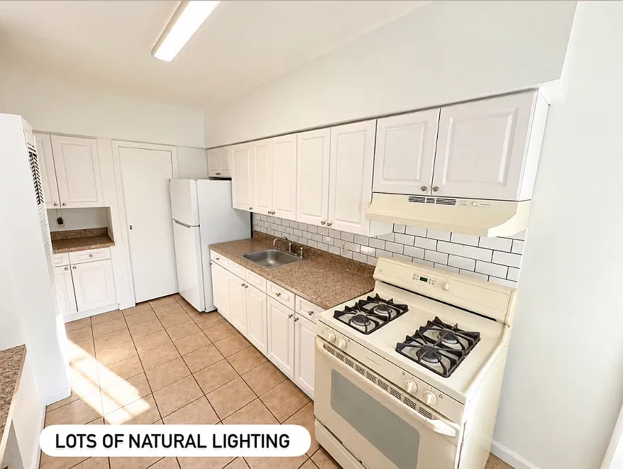 2 bed, $2,850 — Photo 4