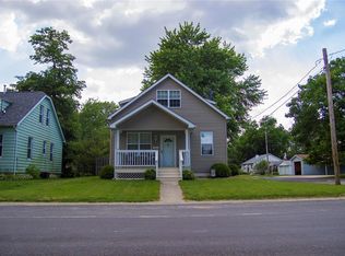 1000 Beech St, Highland, IL 62249