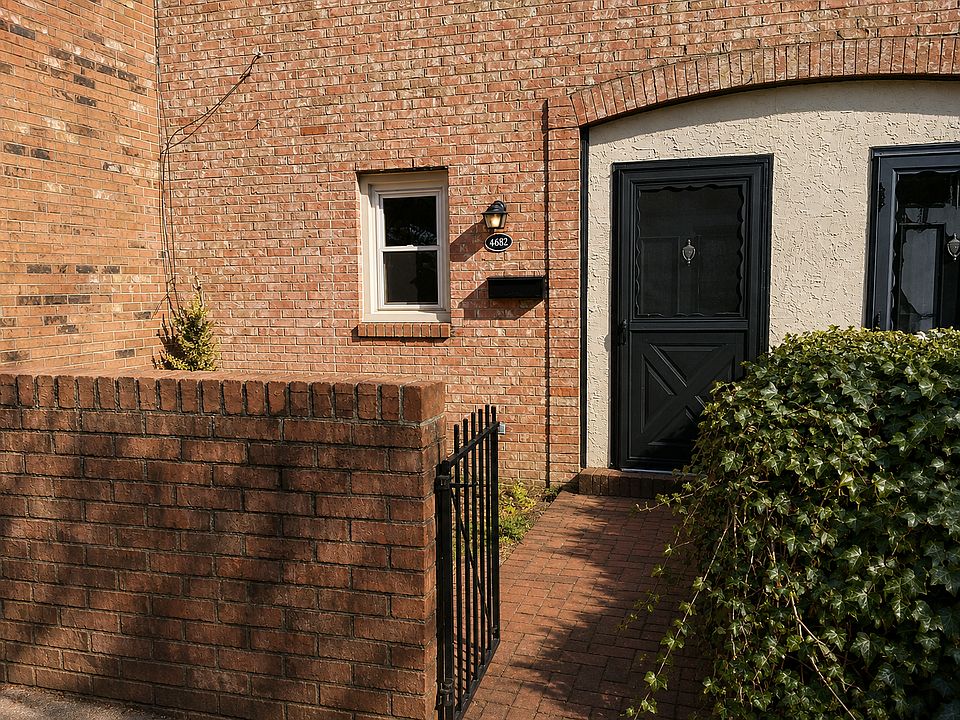 1st image of 4682 Merrifield Pl