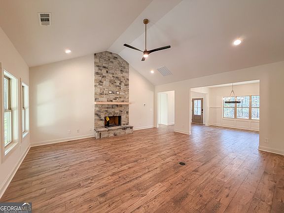 5th image of 3243 Old Lifsey Springs Rd