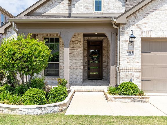 5th image of 9605 Sunset Ln