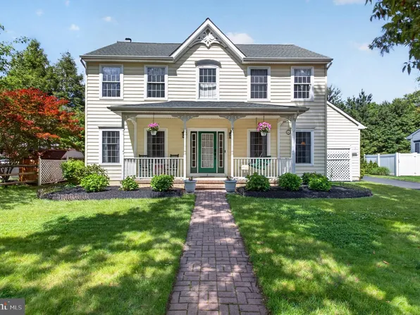3 Emily Pl, Hamilton, NJ 08690