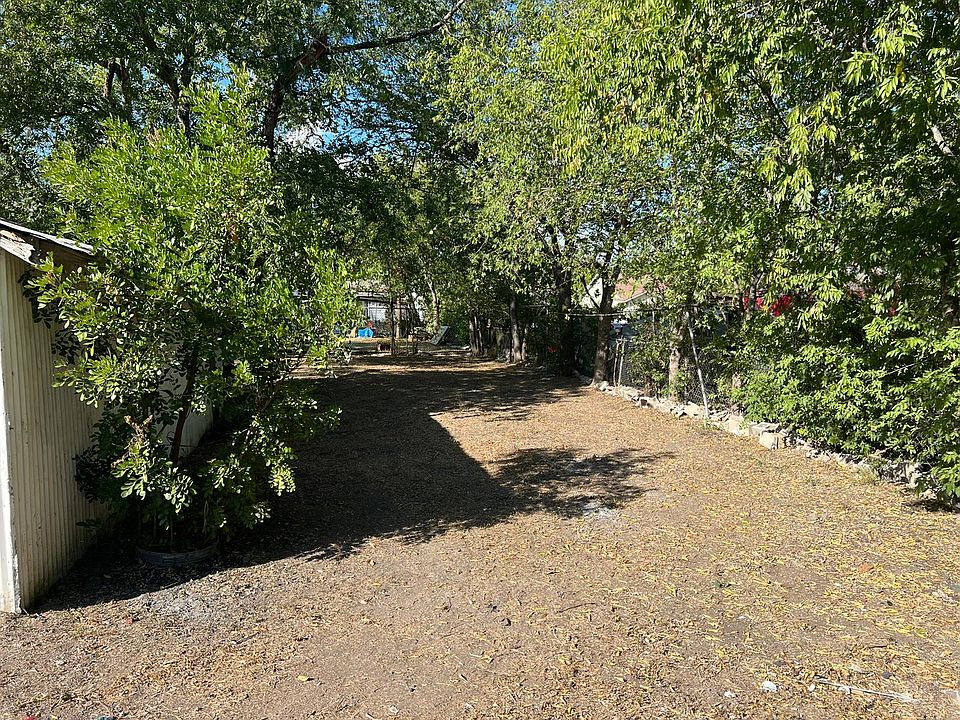 1st image of 231 Sunglo Dr
