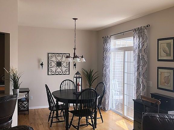 4th image of 184 Burwyck Park Dr