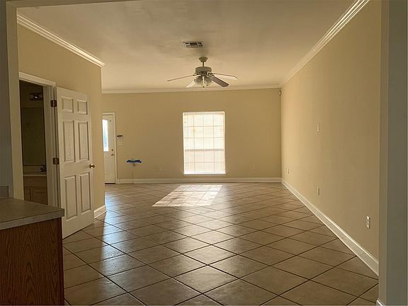 4th image of 4908-10 Laine Ave