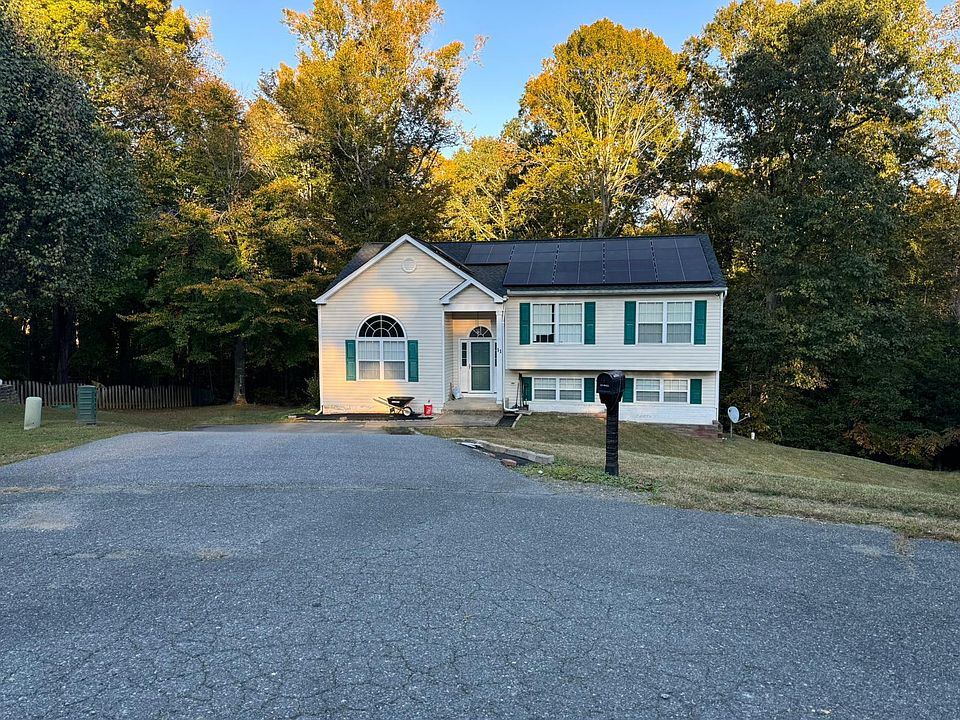1st image of 11 Ebony Ct