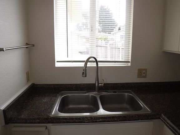 3rd image of 2630 Orchard St APT A