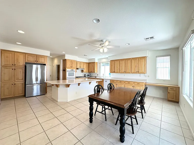 8228 Weeping Springs Ave — Photo 10