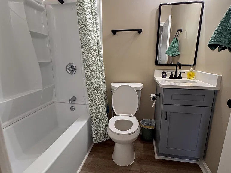 Cook Pl — Photo 4