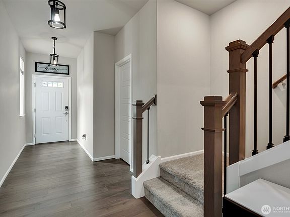 5th image of 32670 Stuart Avenue SE