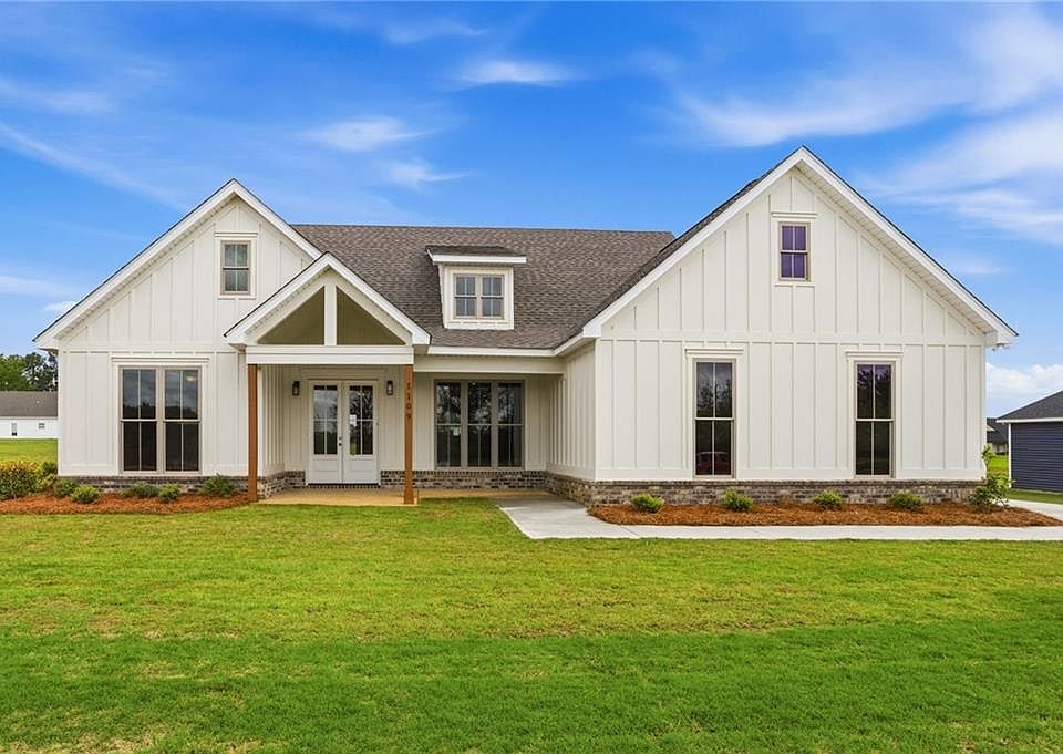 1st image of 1109 Clara Dr