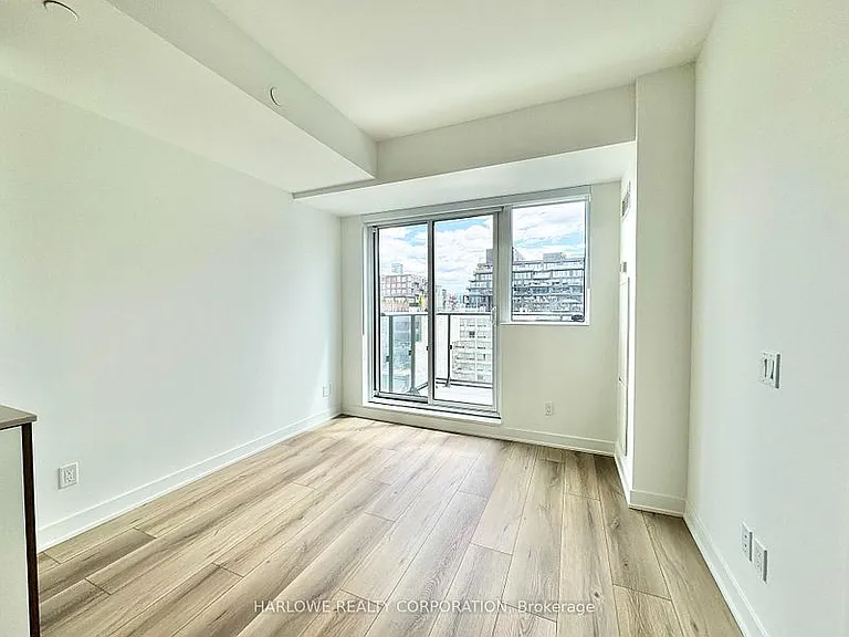 543 Richmond St W #1011 — Photo 8