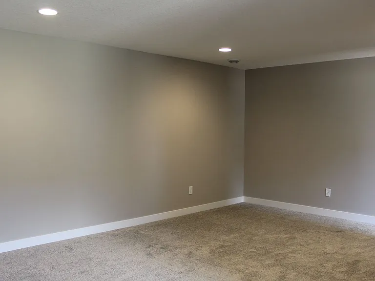 1748 Morning Glory Dr — Photo 19