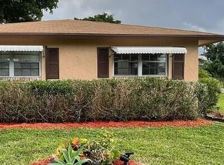 718 Whippoorwill Ln, Delray Beach, FL 33445