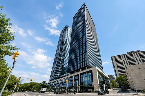 575 Bloor St E #2109 Photo 1
