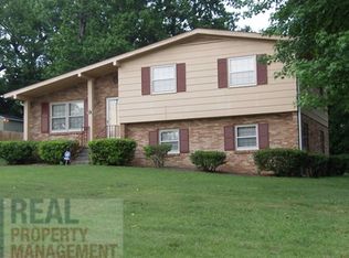 2011 Chelsea Ln, Greensboro, NC 27406