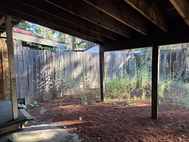 1069 Sierra Blvd — Photo 14