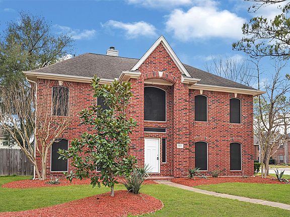 2nd image of 1503 Pine Ridge Ln