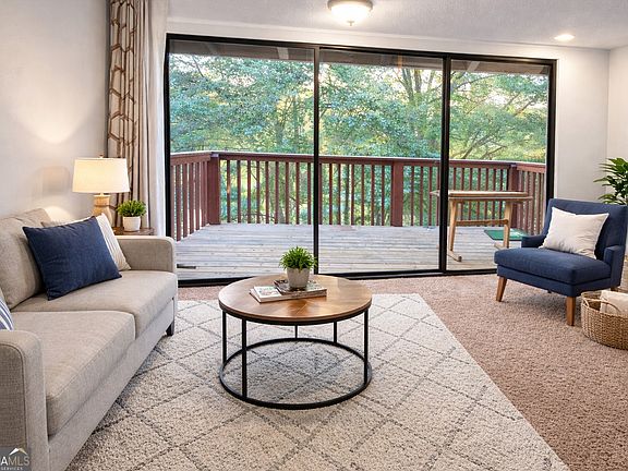 4th image of 3575 Oakvale Rd APT 420