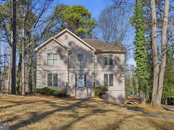 2940 Summit Dr, Jonesboro, GA 30236