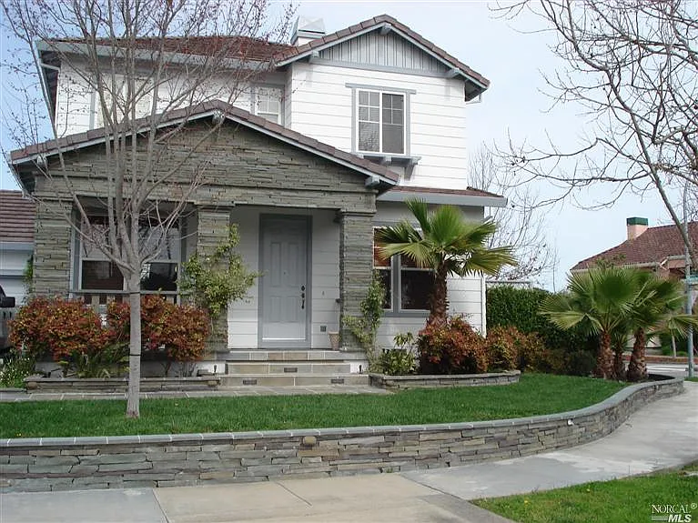 736 Riesling Rd photo 1