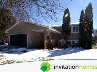 6801 117th Ave N, Champlin, MN 55316