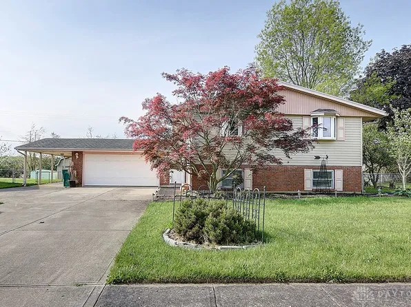 8419 Philadelphia Dr, Fairborn, OH 45324