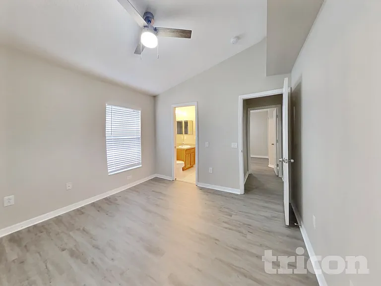 6944 Crown Lake Dr — Photo 16