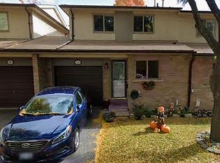 2655 Gananoque Dr #7, Mississauga, ON L5N3A6