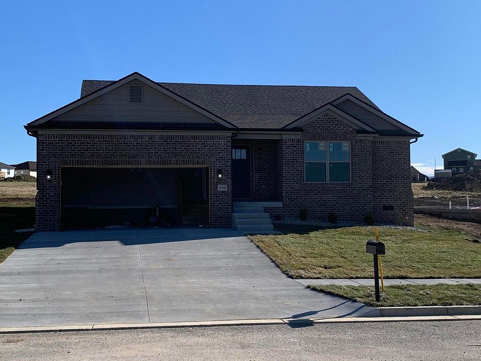 1st image of 456 Middle Creek Way