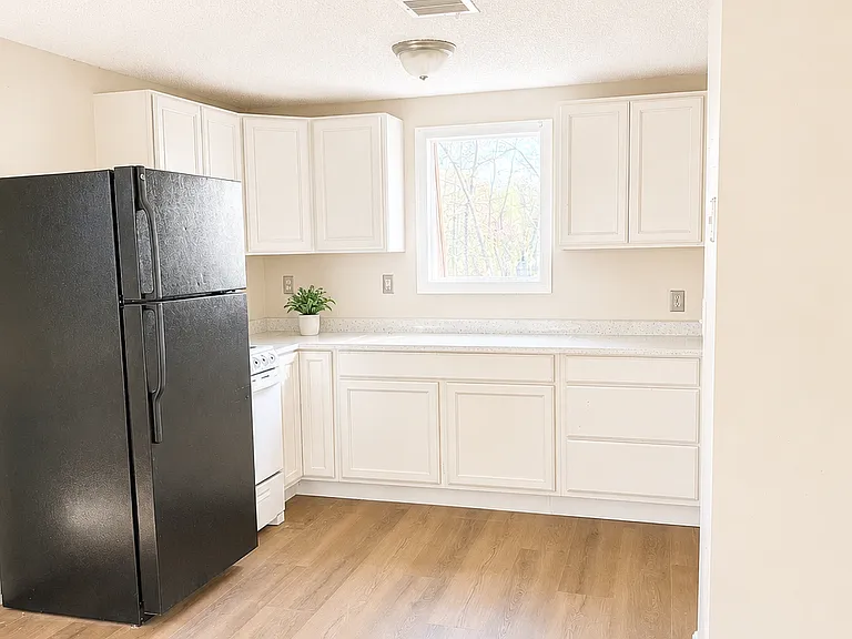35 Fox Hill Rd — Photo 4