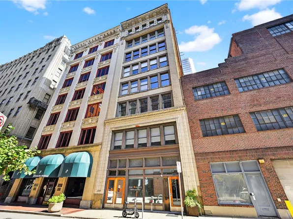 429 1st Ave APT 3, Pittsburgh, PA 15219