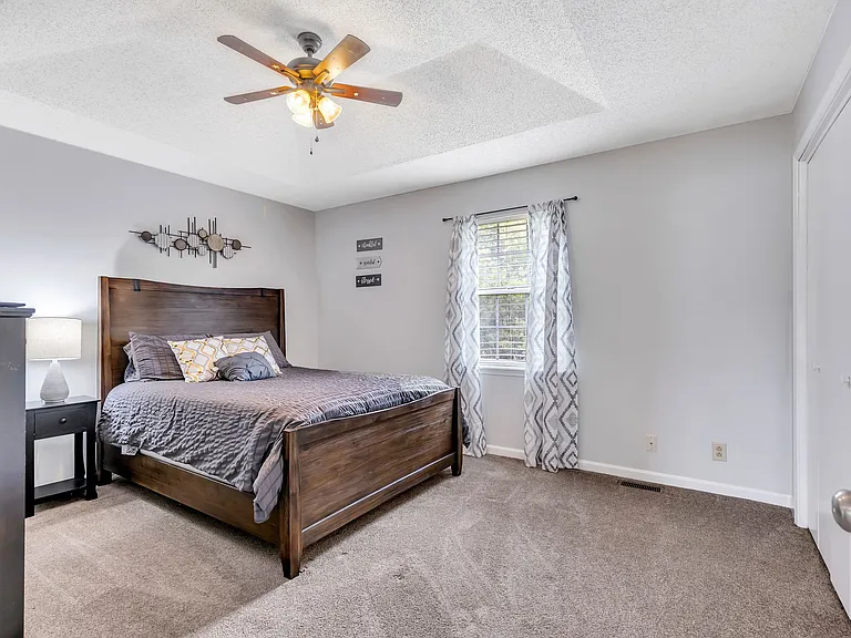 611 Doane Dr #A — Photo 18