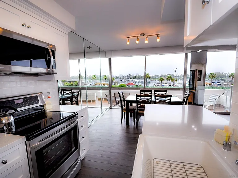 1710 Avenida Del Mundo #105 — Photo 9