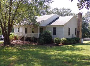 364 Woodland Rd, Appomattox, VA 24522
