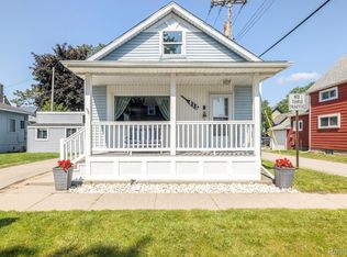 913 Michigan St, Port Huron, MI 48060