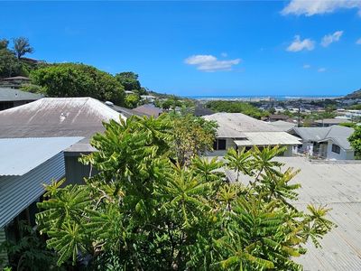 1727 Mahani Loop, Honolulu, HI, 96819