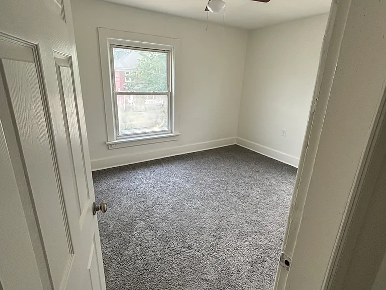 457 Olney Ave — Photo 8